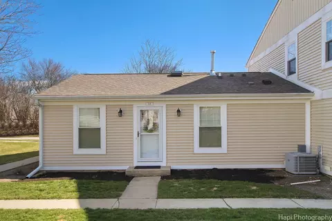 306 Russet Way #306, Vernon Hills, IL 60061