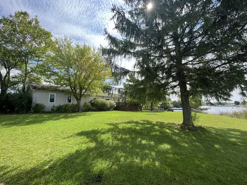 61 Lloyd St, Reddick, IL 60961 photo 5
