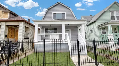 11324 S Yale Ave, Chicago, IL 60628