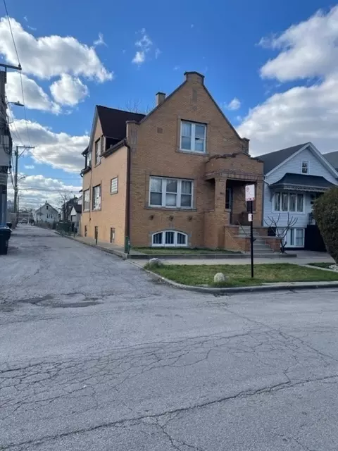4642 S Albany Ave, Chicago, IL 60632