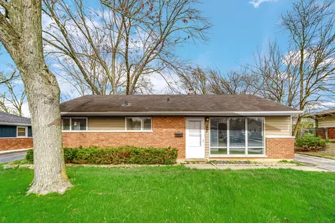 128 Shabonna Dr, Park Forest, IL 60466