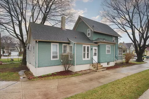 571 Walnut Ave, Elgin, IL 60123 photo 28