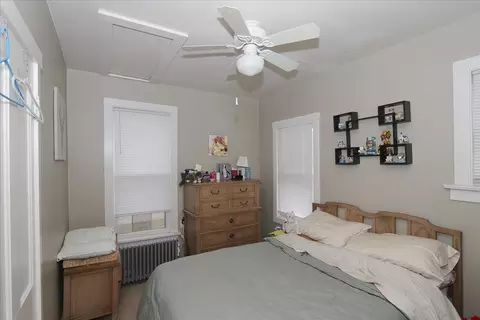 571 Walnut Ave, Elgin, IL 60123 photo 22