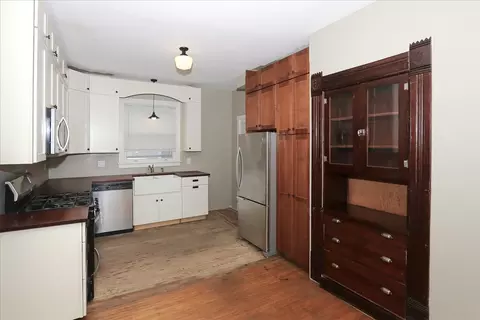 571 Walnut Ave, Elgin, IL 60123 photo 11