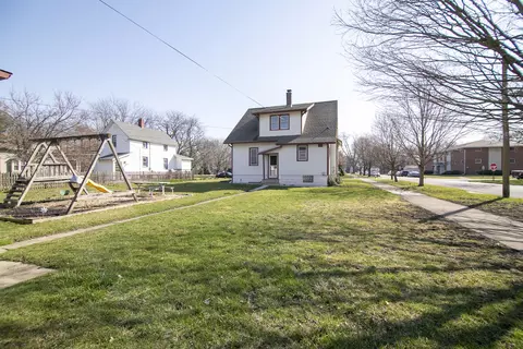 Exterior - 1193 S 4th Ave, Kankakee, IL 60901 photo 6 of 6