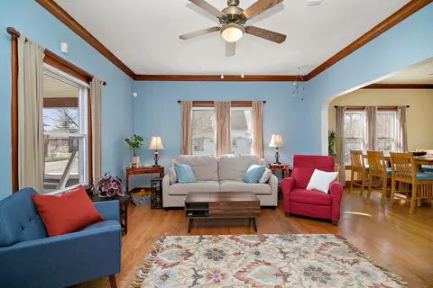 Living - 1193 S 4th Ave, Kankakee, IL 60901 photo 1 of 3