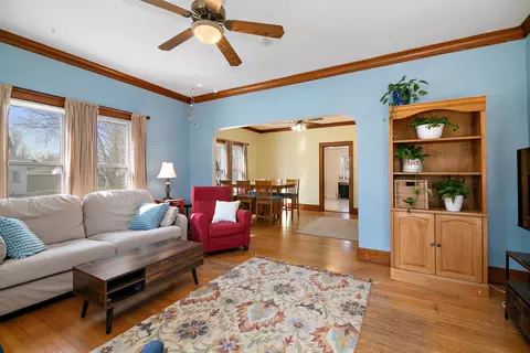 Living - 1193 S 4th Ave, Kankakee, IL 60901 photo 3 of 3