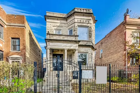 2235 N Kimball Ave, Chicago, IL 60647