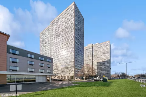 4800 S Chicago Beach Dr #1704S, Chicago, IL 60615