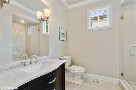 807 Glenshire Rd, Glenview, IL 60025 photo 12
