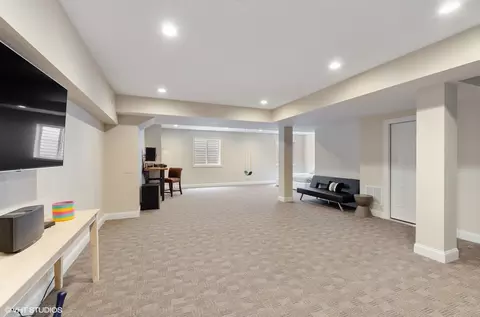 807 Glenshire Rd, Glenview, IL 60025 photo 20