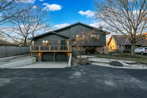 18 W654 Plainfield Rd, Downers Grove, IL 60516