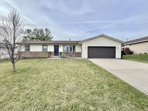 409 E 12th St, Pecatonica, IL 61063