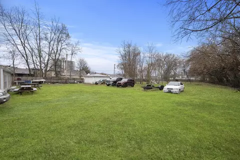 Exterior - 1005 173rd St, East Hazel Crest, IL 60429 photo 4 of 4
