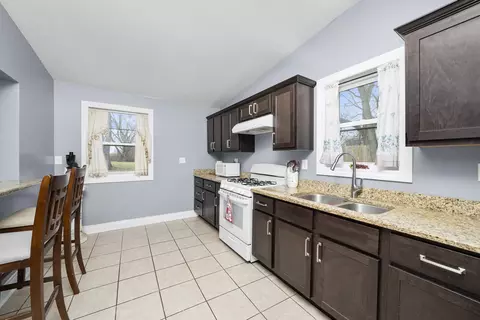 Kitchen - 1005 173rd St, East Hazel Crest, IL 60429 photo 3 of 3