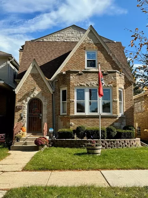 6349 N Merrimac Ave, Chicago, IL 60646