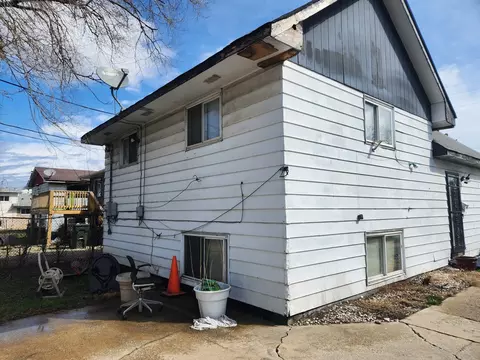 16548 Park Ave, Markham, IL 60426 photo 2