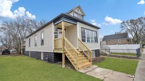 Exterior - Undisclosed, Chicago, IL 60636 photo 3 of 4