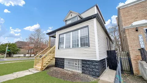 Exterior - Undisclosed, Chicago, IL 60636 photo 2 of 4