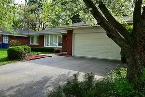 17208 Greenwood Ave, South Holland, IL 60473