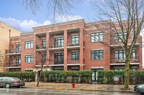 4927 N Damen Ave #3F, Chicago, IL 60625