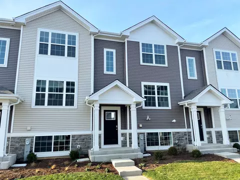 6551 Sassafras Way #B, Wonder Lake, IL 60097