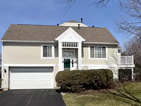 20 Cherbourg Ct, Wheeling, IL 60090