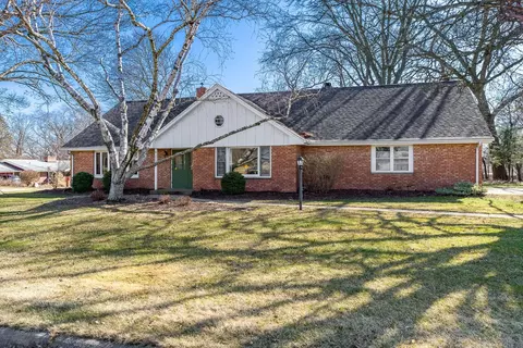 3523 N View Rd, Rockford, IL 61107