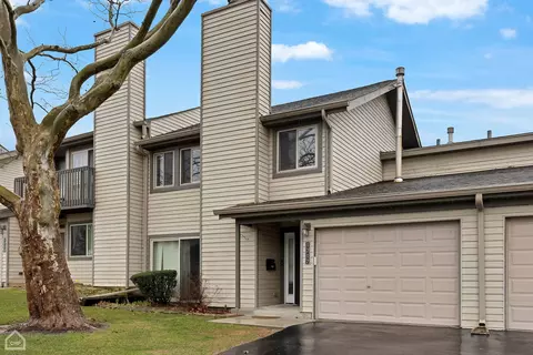 1717 Breasted Ave, Downers Grove, IL 60516
