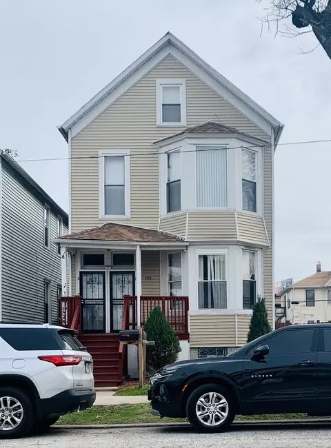 5917 S Princeton Ave, Chicago, IL 60621