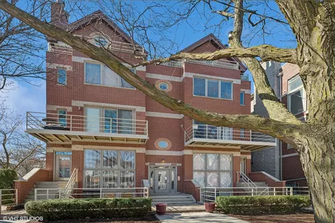 848 N Marshfield Ave #3, Chicago, IL 60622