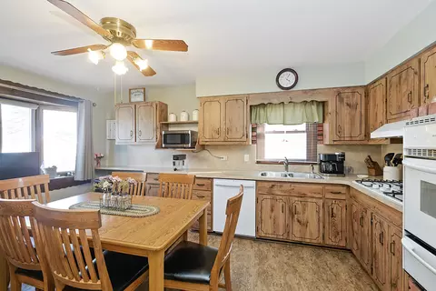 8029 Massasoit Ave, Burbank, IL 60459 photo 7