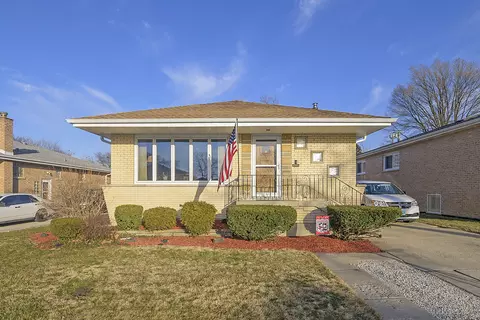 8029 Massasoit Ave, Burbank, IL 60459