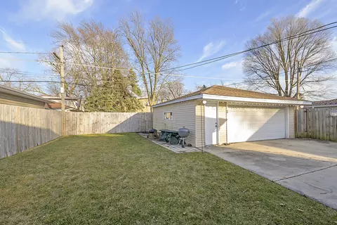 8029 Massasoit Ave, Burbank, IL 60459 photo 13