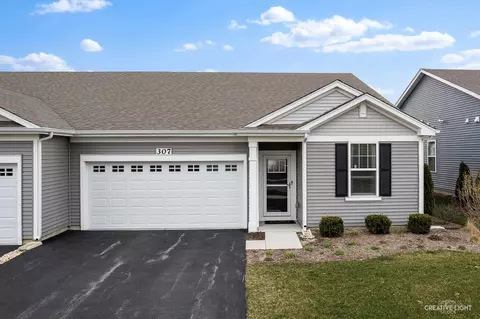 307 Sussex Ln, North Aurora, IL 60542