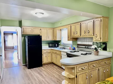 Kitchen - 8422 S Kostner Ave, Chicago, IL 60652 photo 2 of 2