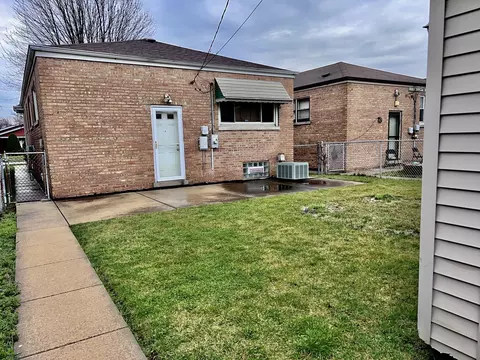 Exterior - 8422 S Kostner Ave, Chicago, IL 60652 photo 1 of 3