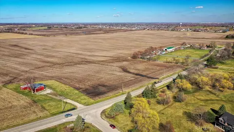 1700 Plainfield Rd, Oswego, IL 60543