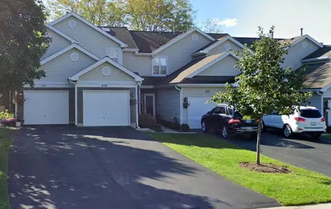 507 Woodhaven Dr, Mundelein, IL 60060