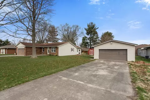 Exterior - 309 E North St, Mansfield, IL 61854 photo 4 of 6