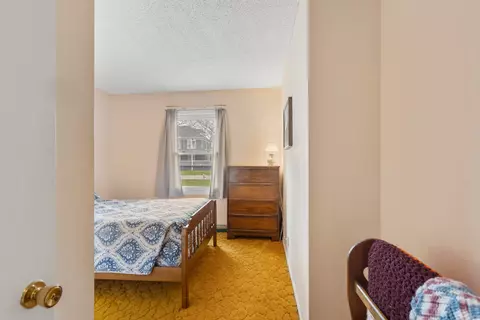 Bedroom - 309 E North St, Mansfield, IL 61854 photo 4 of 5