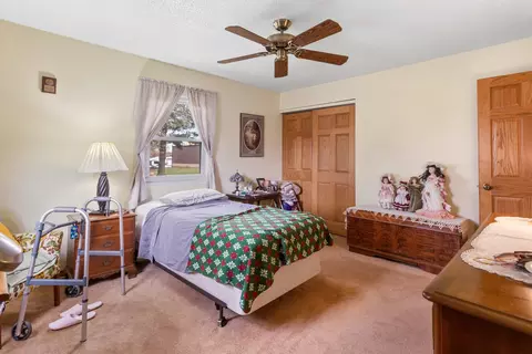 Bedroom - 309 E North St, Mansfield, IL 61854 photo 3 of 5