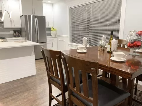 Dining - 10131 S Lowe Ave, Chicago, IL 60628 photo 1 of 1
