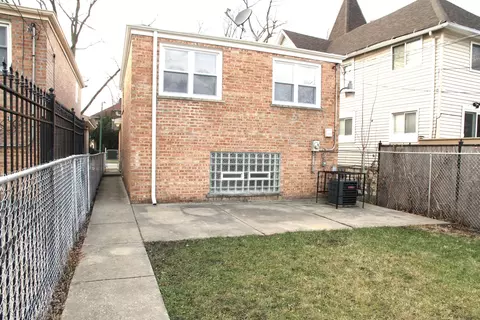 Exterior - 10131 S Lowe Ave, Chicago, IL 60628 photo 5 of 5