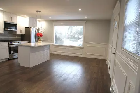 Kitchen - 10131 S Lowe Ave, Chicago, IL 60628 photo 3 of 10