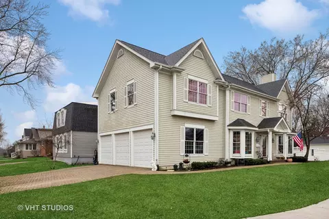 Exterior - 320 E North St, Itasca, IL 60143 photo 2 of 3