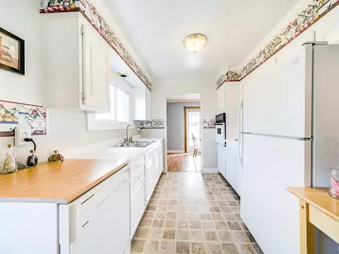 3735 152nd St, Midlothian, IL 60445 photo 9