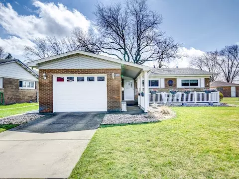 3735 152nd St, Midlothian, IL 60445 photo 2