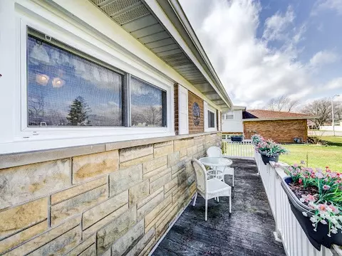 3735 152nd St, Midlothian, IL 60445 photo 3