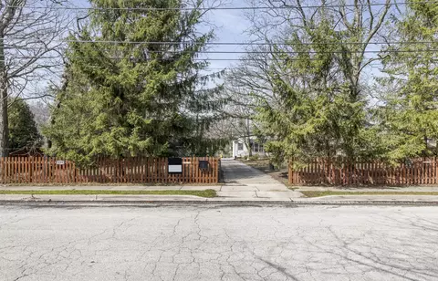 226 S Orchard Ave, Waukegan, IL 60085